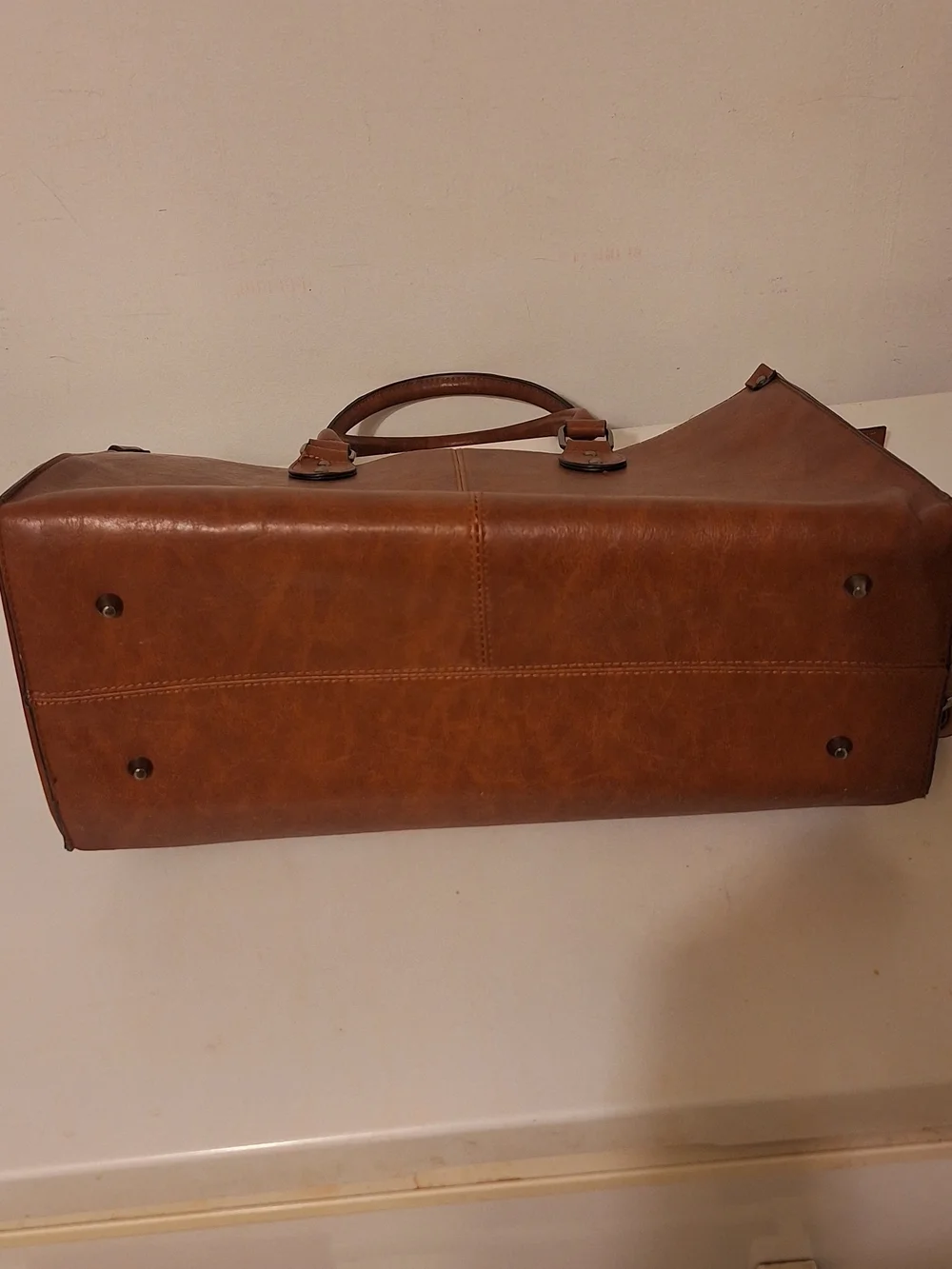 Unisex  USB Tan Laptop Leather Messenger Tote with Dual Carry